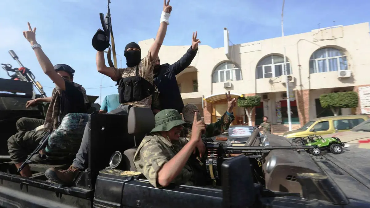 روسيا تشترط خروجا "متوازيا ومتزامنا" للمرتزقة من ليبيا