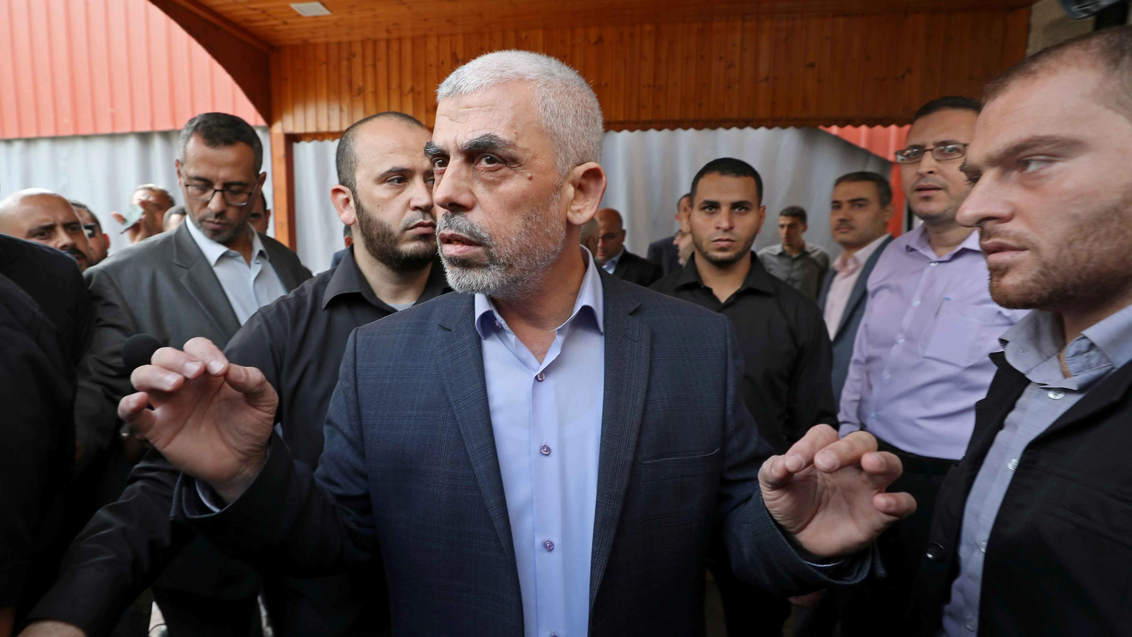 هل يطمح السنوار لرئاسة المكتب السياسي لحماس؟
