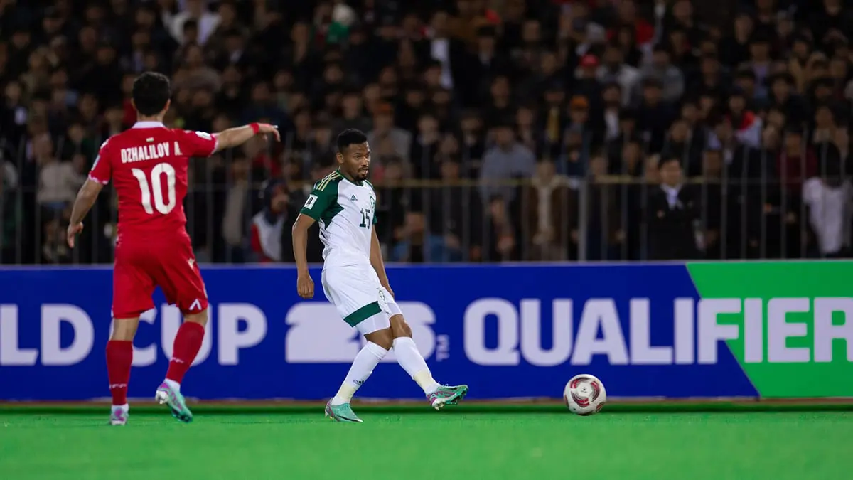 انقطاع الإنارة خلال مباراة طاجيكستان والسعودية (فيديو)