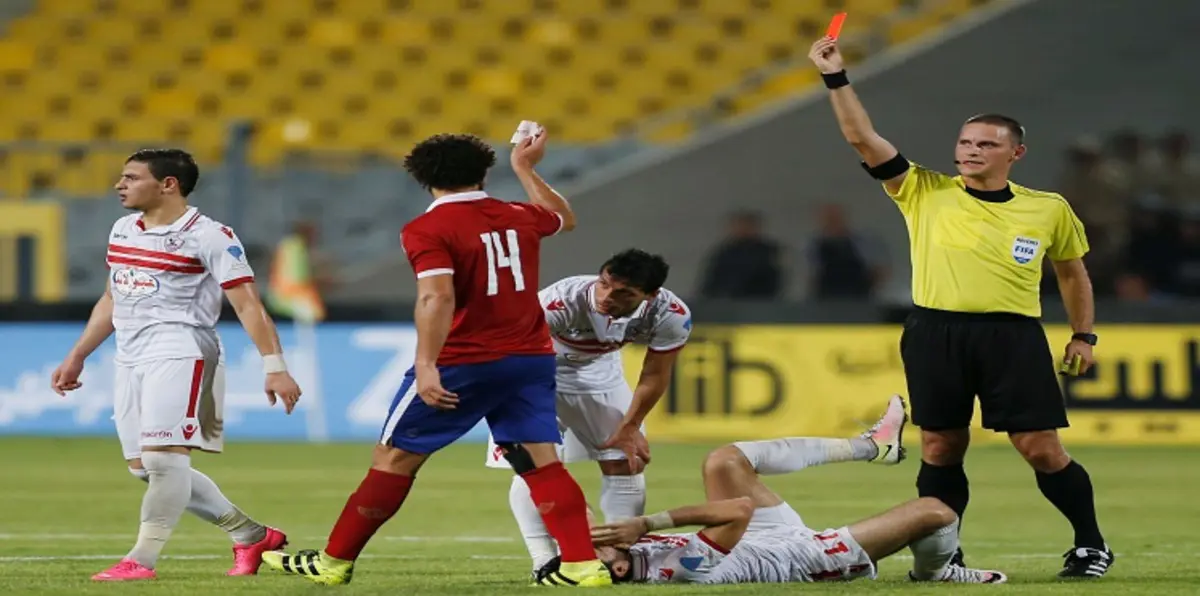5 نجوم يطلبون الخلع من الأهلي المصري