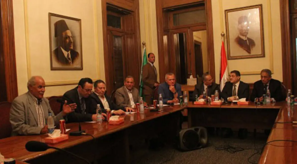 مصر.. الأحزاب تفشل في كسب ود الشارع السياسي