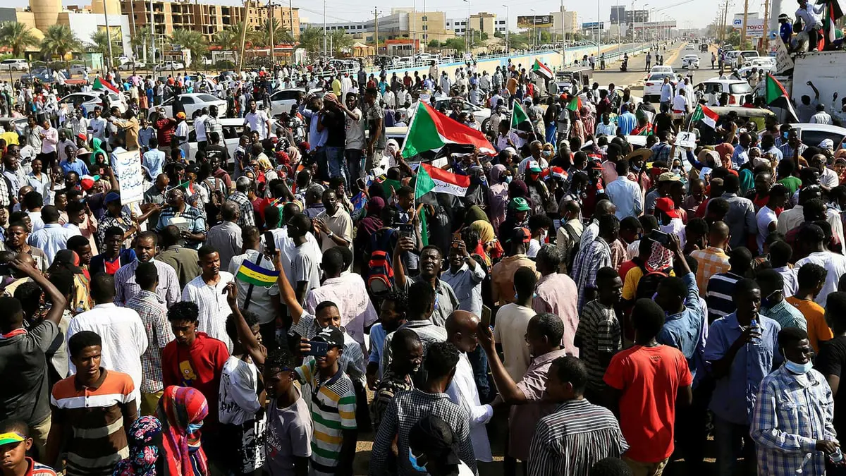 السيرك السياسي.. السوداني