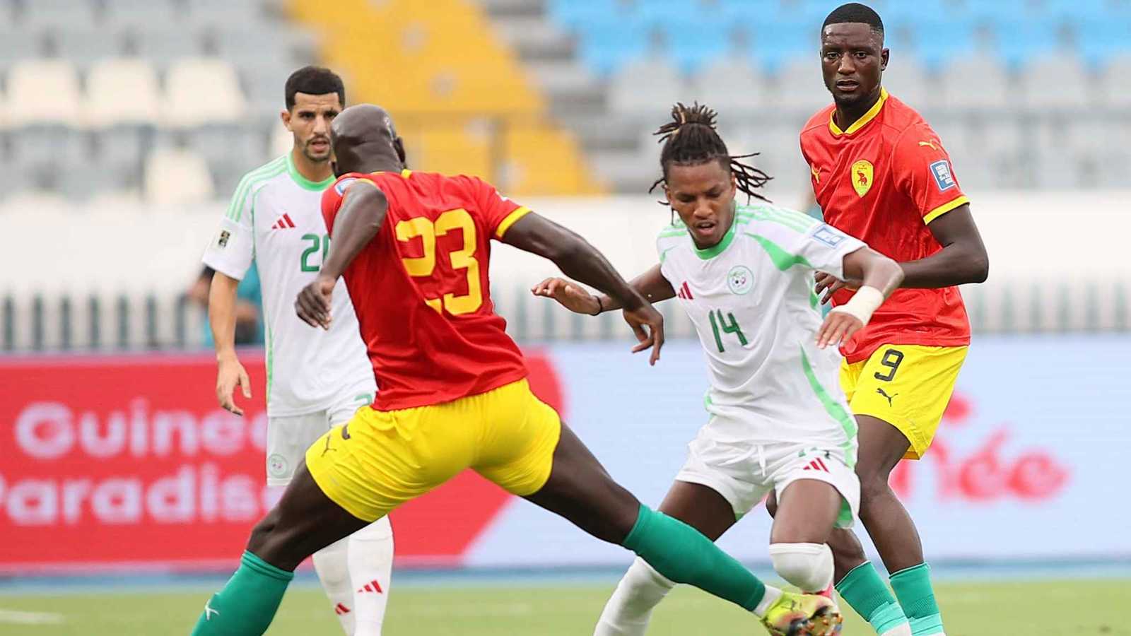 الجزائر تكتفي بالتعادل ضد غينيا وترهن حظوظها في التأهل لكأس العالم 2026 