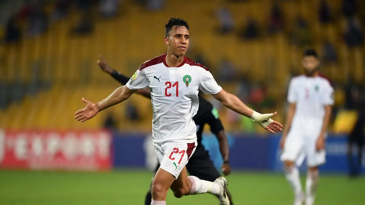 الأهلي يقترب من التعاقد مع المغربي سفيان رحيمي مهاجم الرجاء