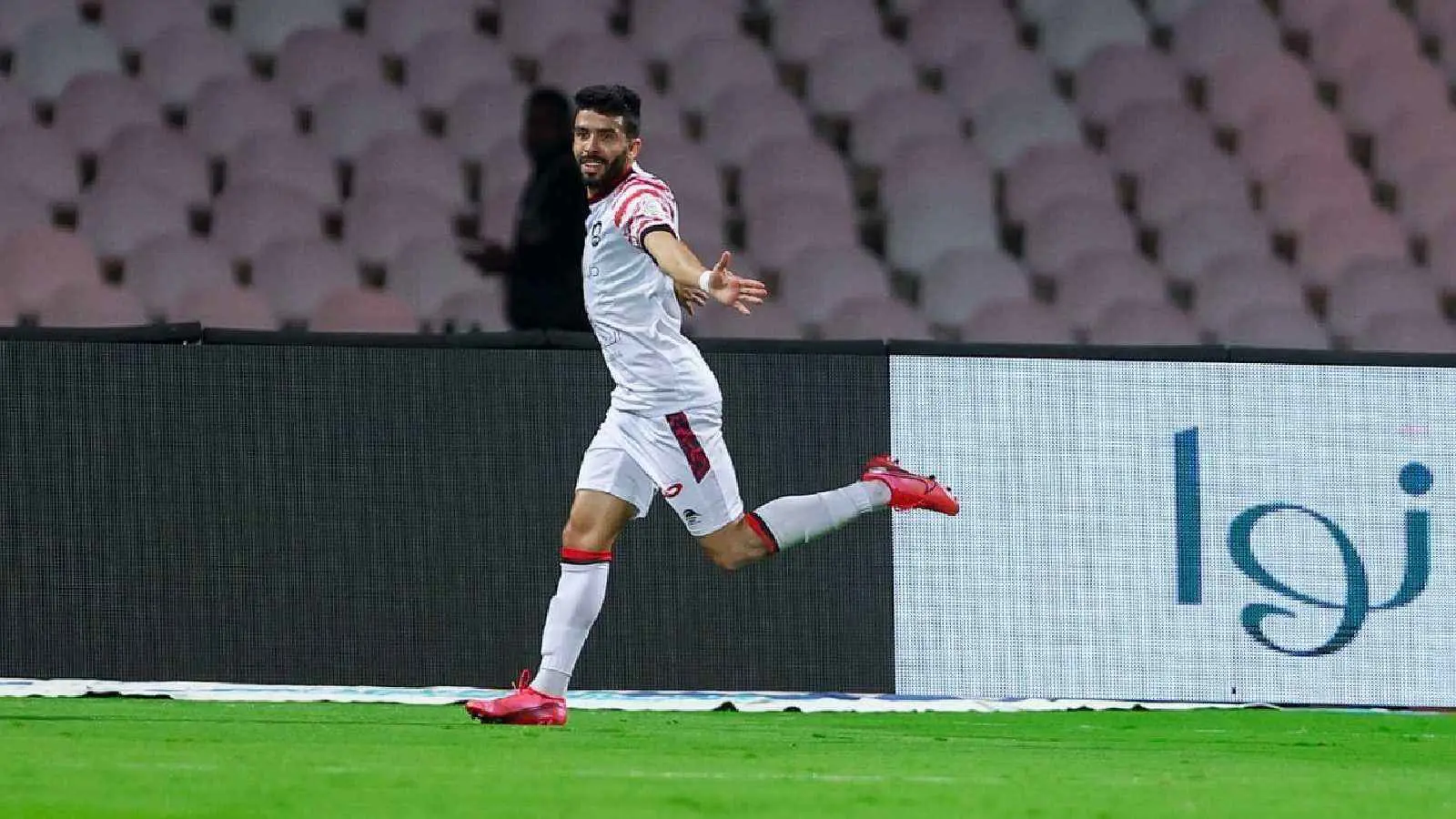 رد حاسم من الرائد السعودي على اتهامه بإفساد صفقة الزمالك