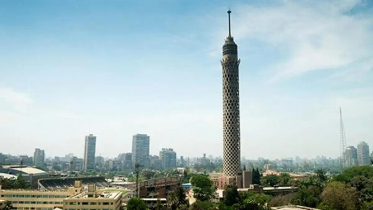 مصر.. تطورات جديدة في حادث انتحار طالب من فوق برج القاهرة