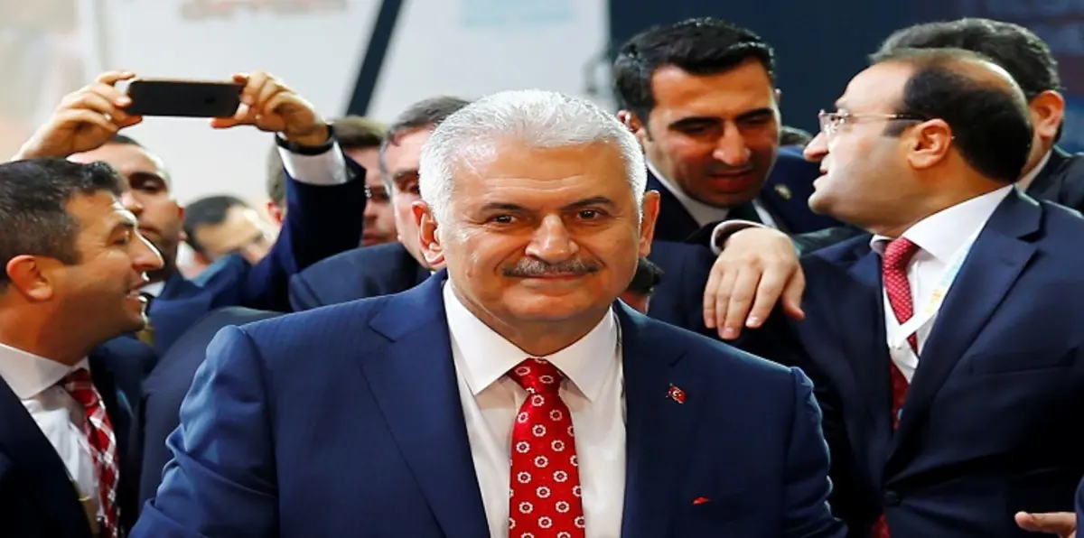 رئيس الوزراء التركي يصل بغداد في زيارة رسمية