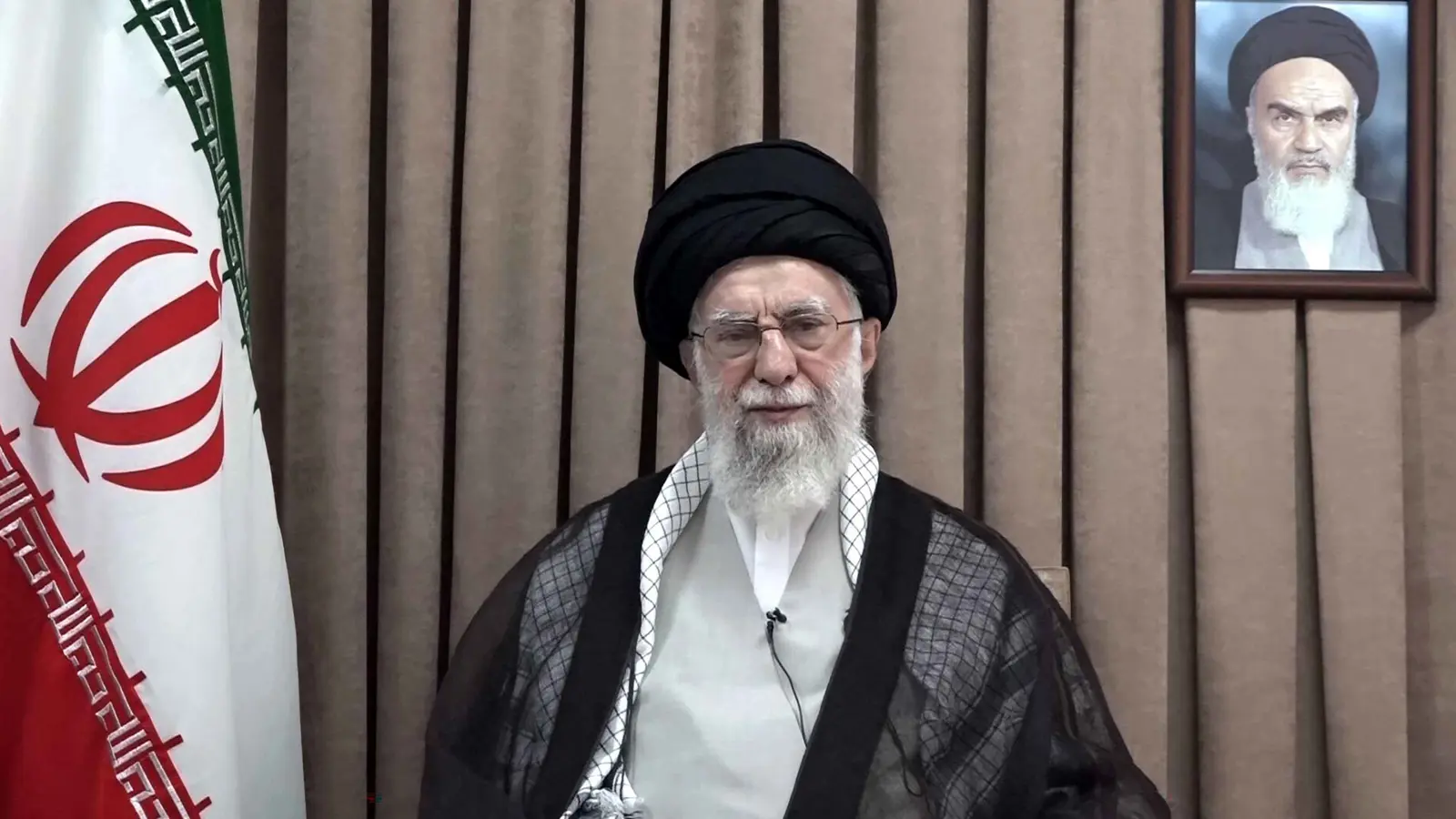 موقع إيراني: محاولات الوصول لخامنئي باءت بالفشل
