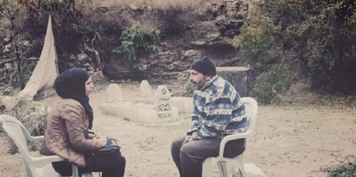 فلسطيني يعيش بين القبور والفئران منذ 43 عاما (فيديو)