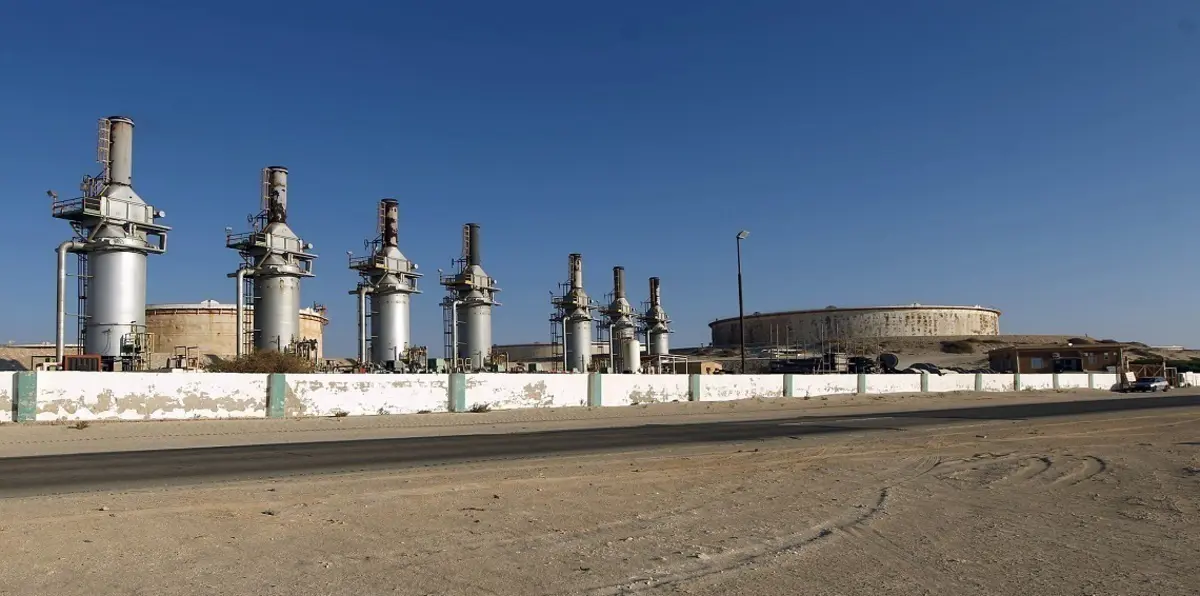 إنتاج حقل الشرارة النفطي في ليبيا يتراجع بسبب مشاكل أمنية