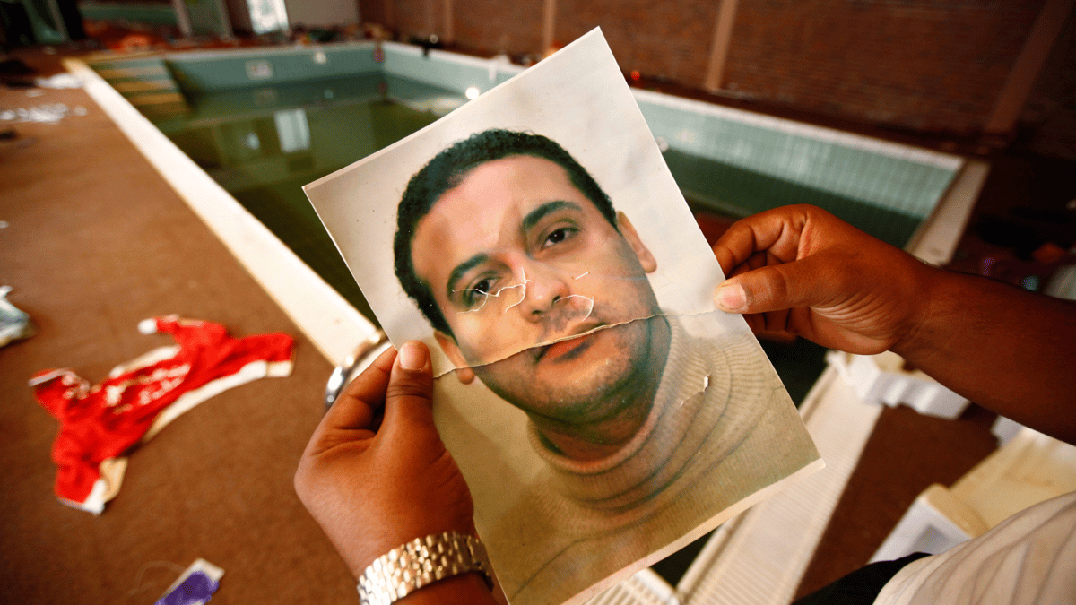 بزنزانة "تحت الأرض".. صور جديدة لهانيبال القذافي في لبنان