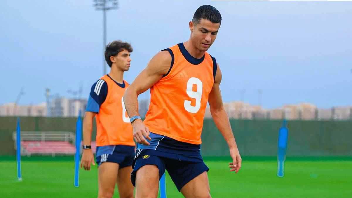 رونالدو يراقب.. 4 برتغاليين يشعلون صراعا ناريا بين الأهلي والنصر 
