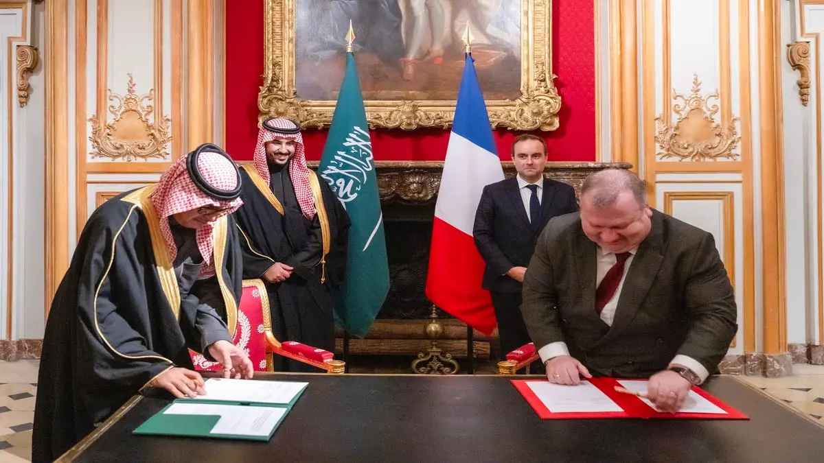 وزير الدفاع السعودي: المملكة وفرنسا توقعان خطة تعاون