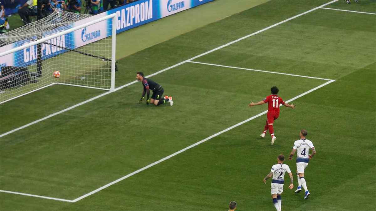 ما زلت نادماً.. محمد صلاح يتحدث عن ضربة جزاء نهائي أبطال أوروبا | إرم نيوز