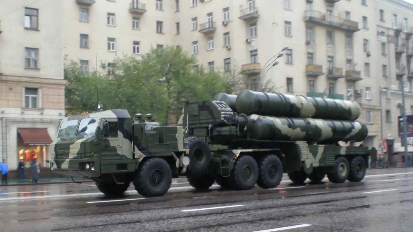 إيران تعزز دفاعاتها بـS-400 الروسية وسط توقعات بـ"صراع جديد" مع إسرائيل