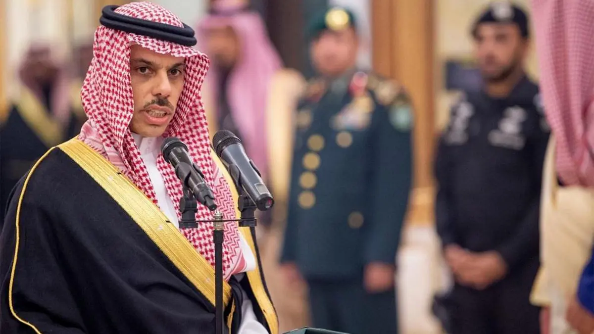 دبلوماسي سعودي يرد على احتمالية توجيه "ضربة عسكرية" ضد إيران