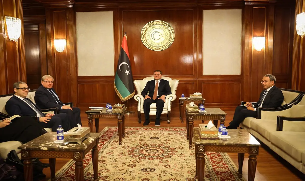 ما جدية الدعم الأمريكي لمساعي توحيد السلطة في ليبيا؟