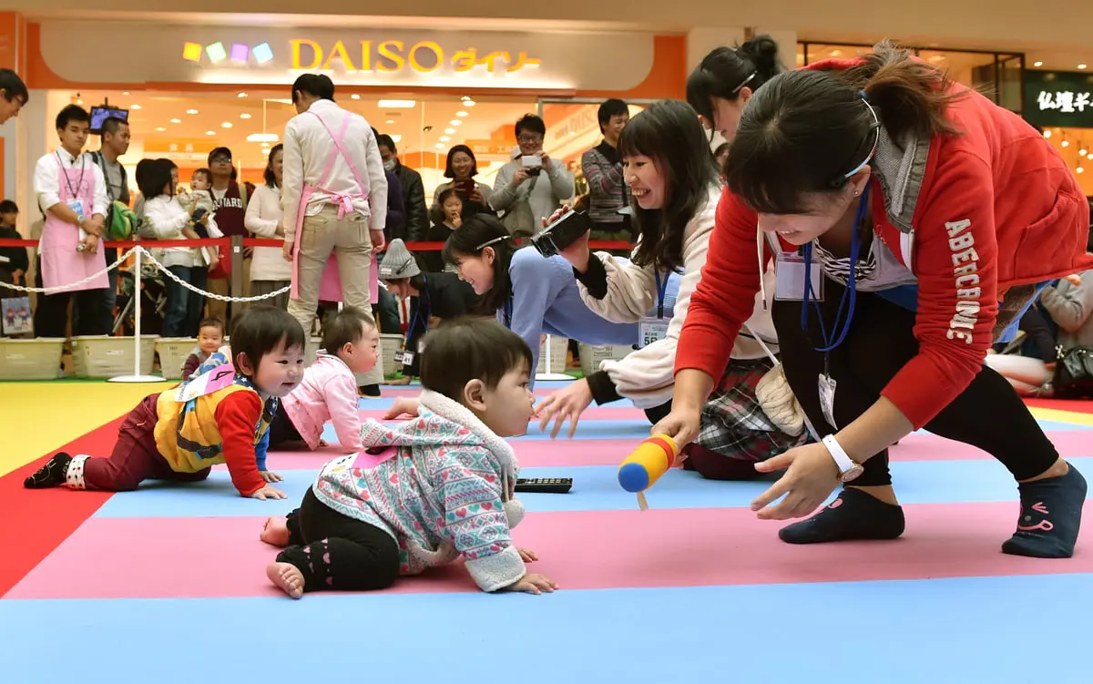 برنامج ياباني لدعم الخصوبة ومعالجة انخفاض معدل المواليد