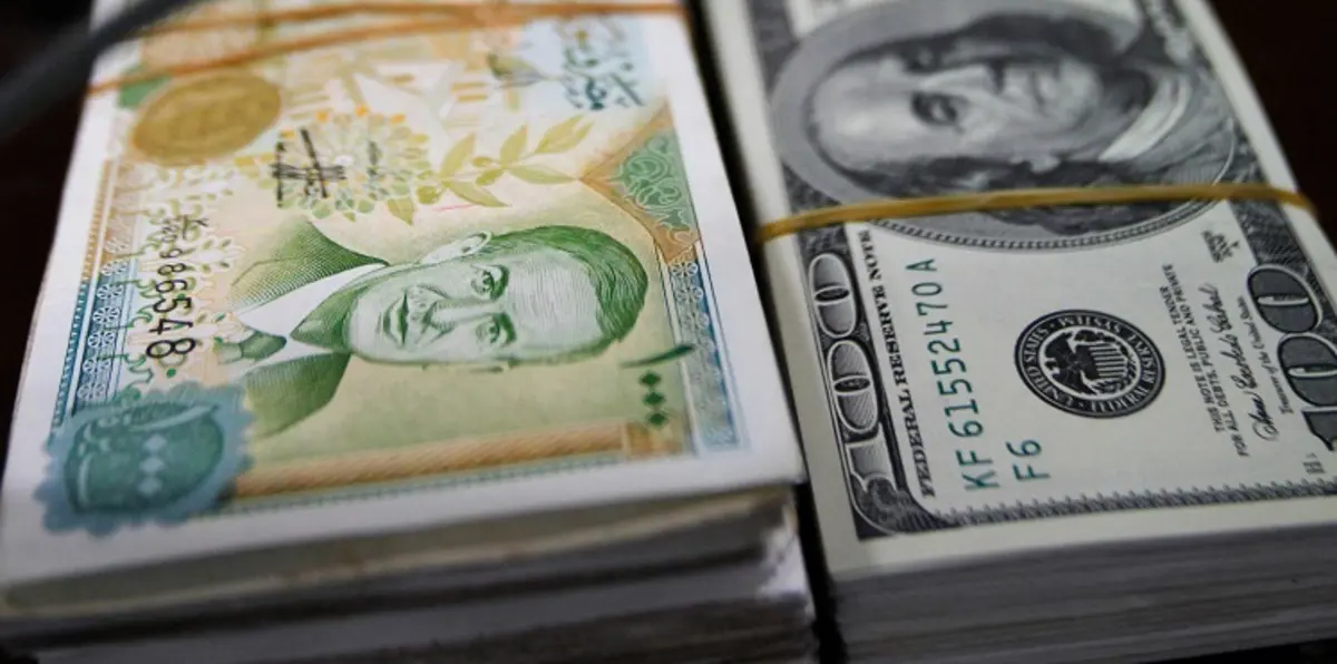الانسحاب الروسي يهبط بالليرة السورية إلى أدنى مستوى منذ بدء الأزمة