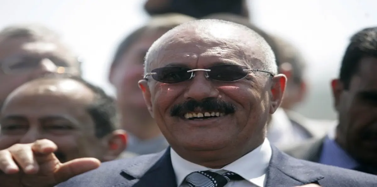 مليشيات صالح والحوثي تُهرب أموالها تحسباً لمعركة صنعاء