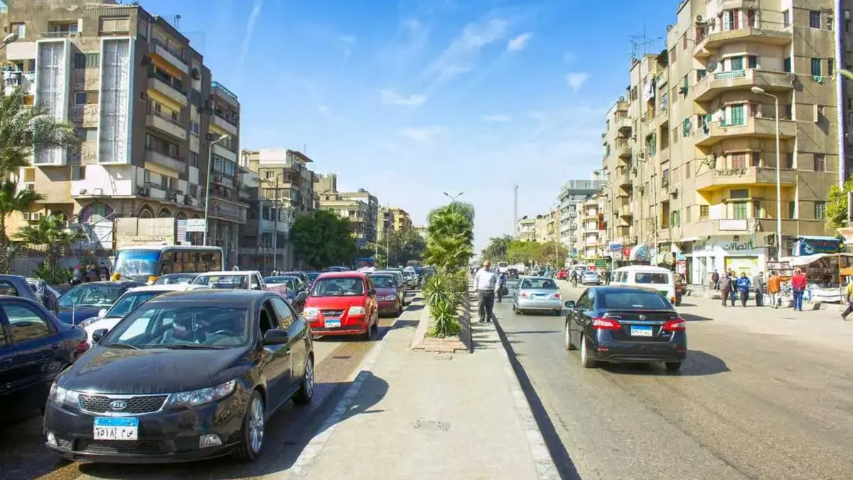 ما سبب "انفجارات منتصف الليل" في شارع الهرم؟ الجهات الرسمية توضح 