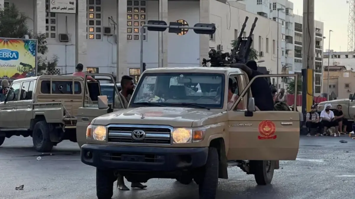 8 قتلى في اشتباكات مسلحة غرب ليبيا
