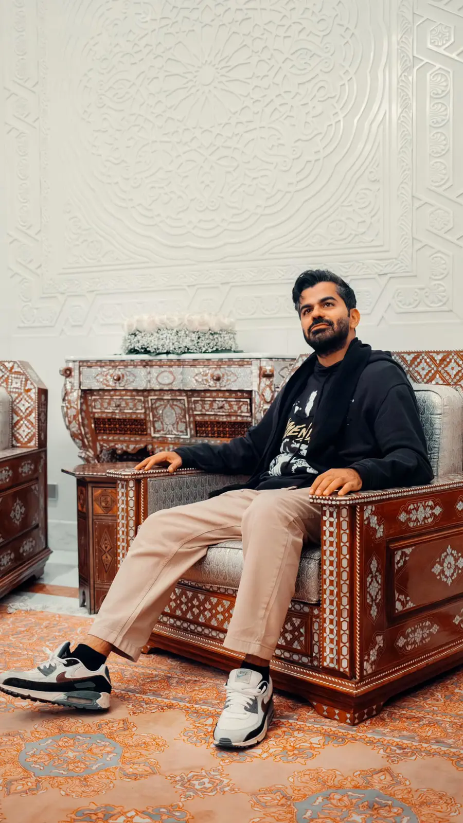 جو حطاب على كرسي الرئاسة السورية