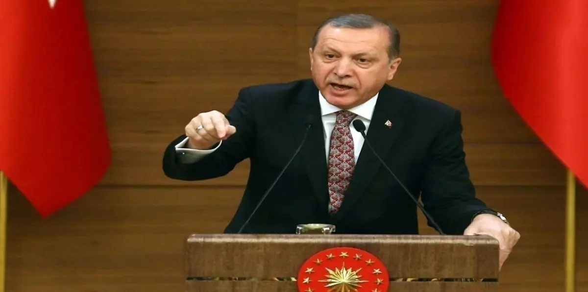 أردوغان يتوعد بقطع "رؤوس الخونة"بعد عام من محاولة الانقلاب عليه‎