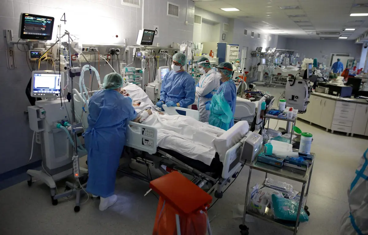 أروقة مستشفيات مدريد تكتظ بمرضى الجهاز التنفسي