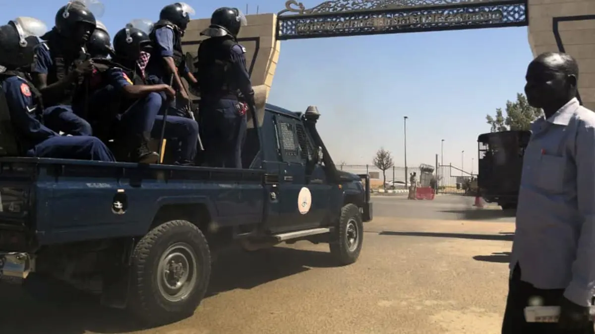 ماذا يعني قرار الجيش السوداني نشر قوات الشرطة في الخرطوم؟
