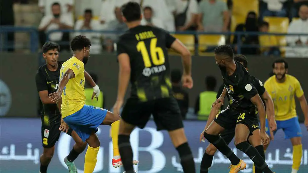 "صفقة مجانية".. النصر والاتحاد أمام فرصة ذهبية