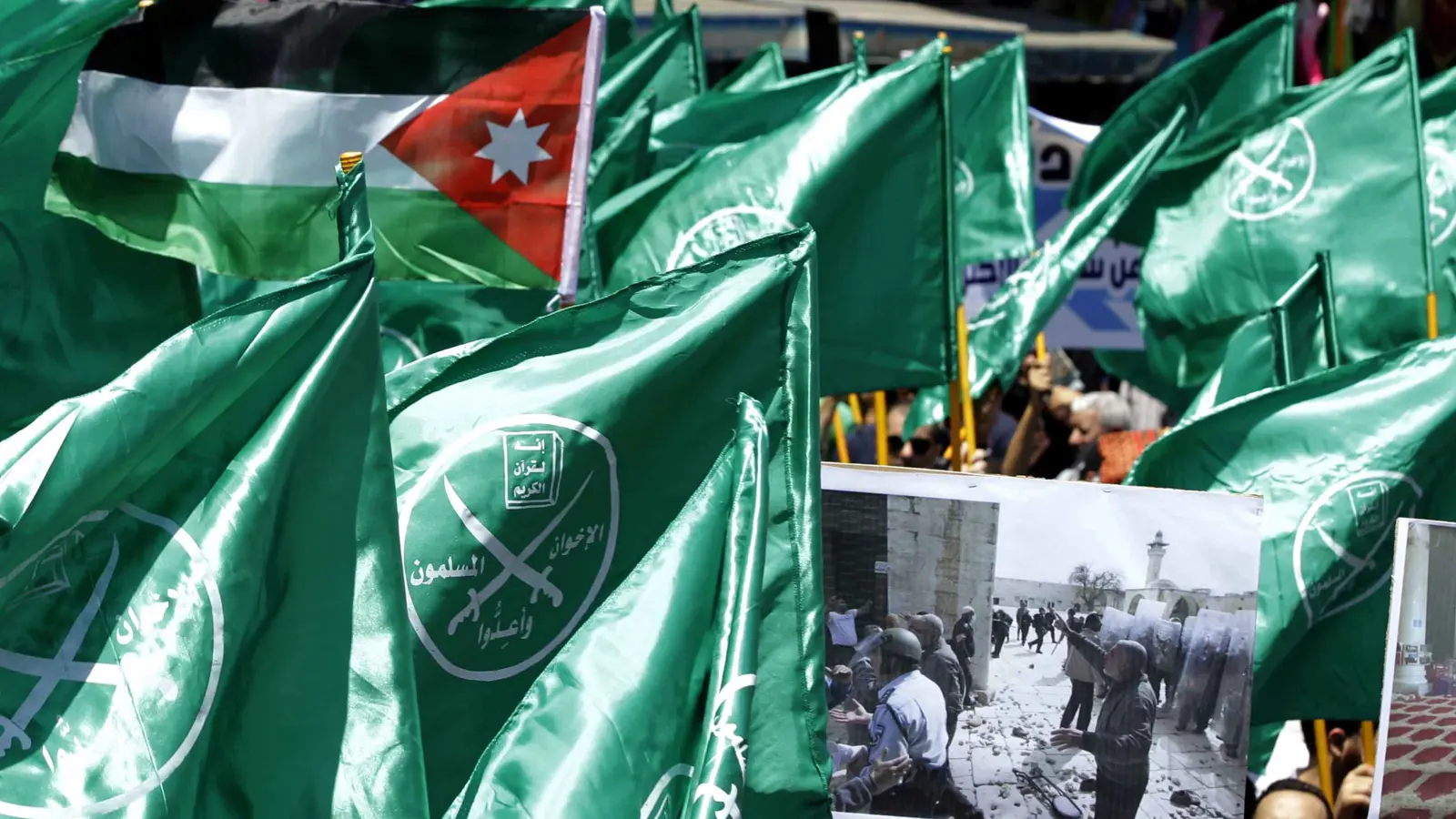 السلطات الأردنية تواصل التحقيق مع برلمانيين حول علاقتهم بـ"الإخوان"