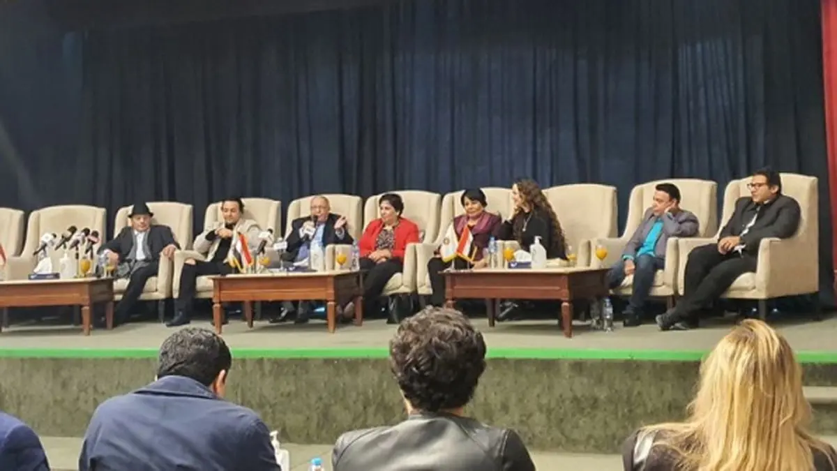 مخرج "الضاحك الباكي" عن أخطاء المسلسل التاريخية: نحن معذورون