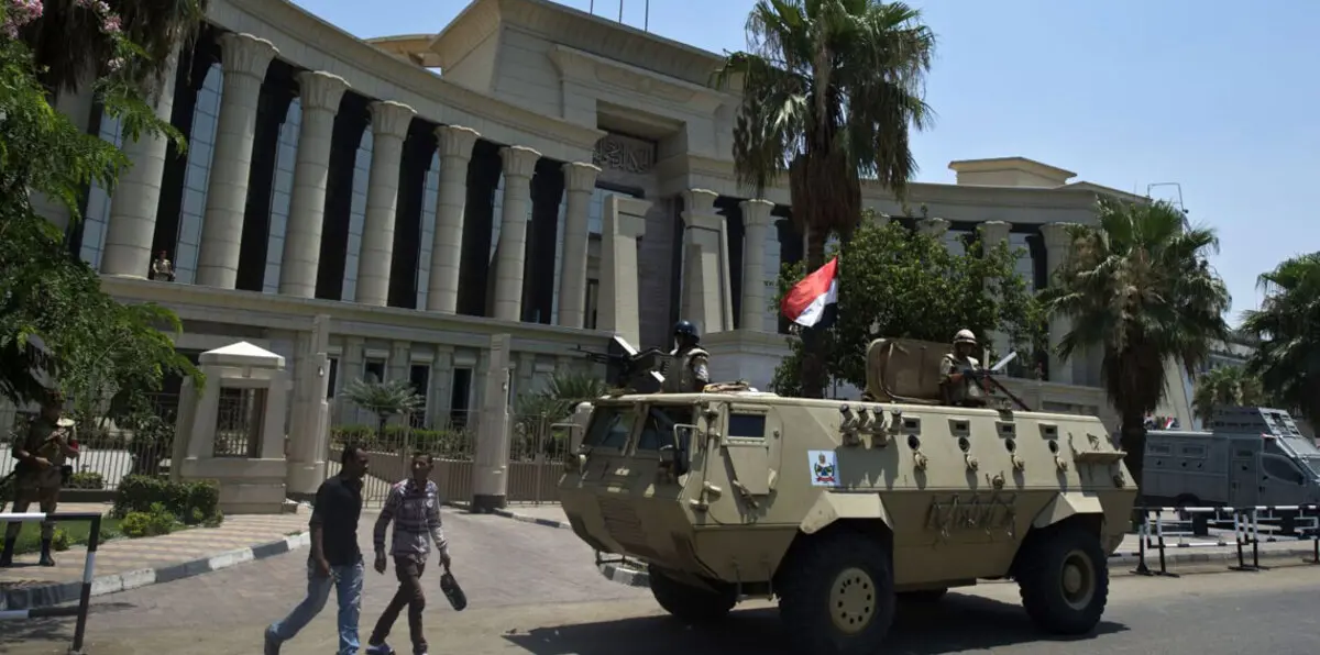 النيابة المصرية تأمر بالتحقيق مع صحيفة "المصري اليوم" على خلفية خبر متعلق بالرئاسيات