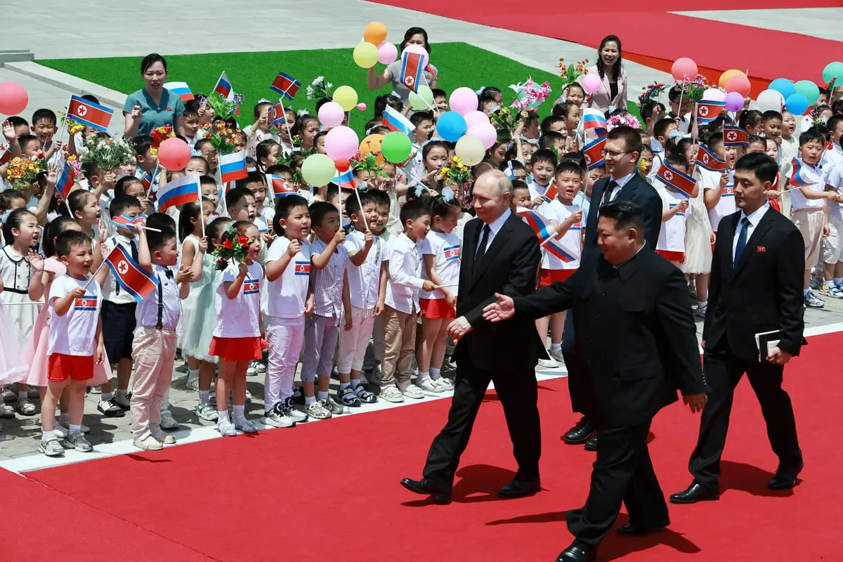 لسبب غريب.. بوتين يعتزم إرسال أطفال روس إلى مخيم صيفي في كوريا الشمالية