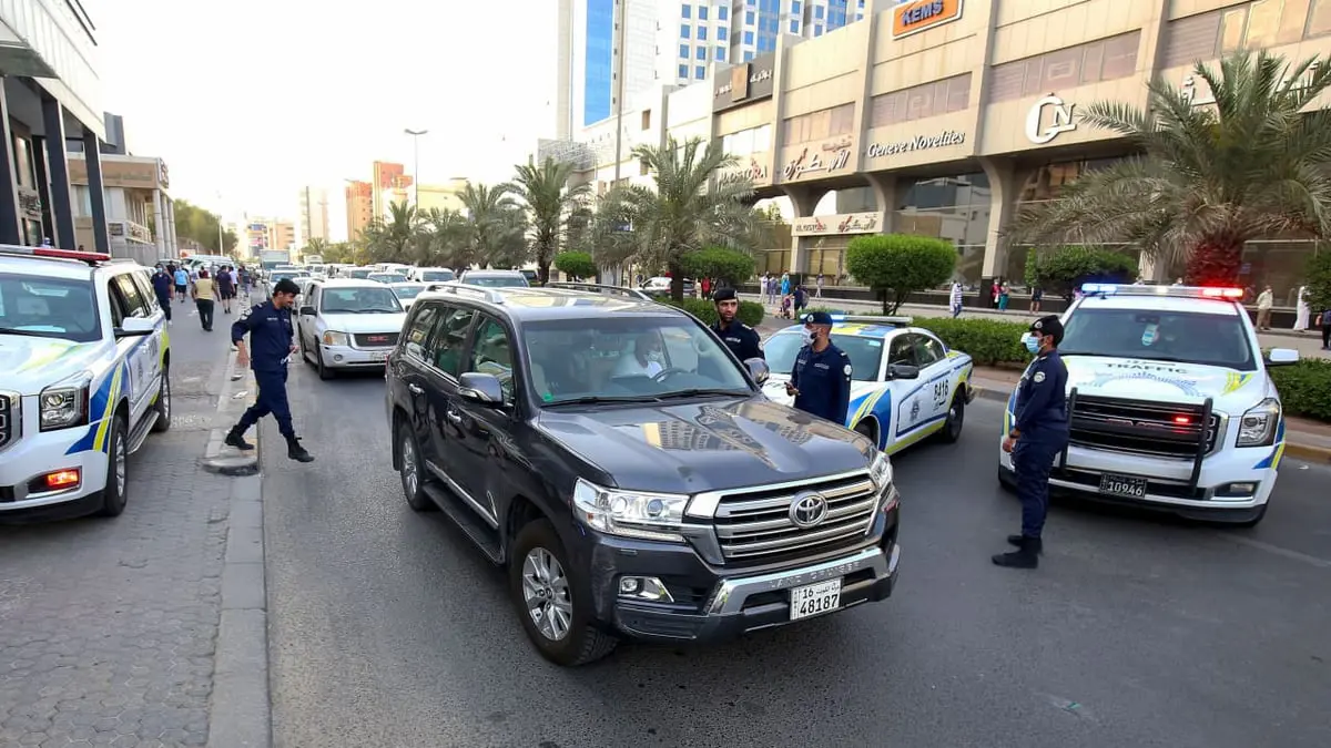ضرب عاملاً في مغسل سيارات.. الكويت تسجن ضابطاً رفيعاً 