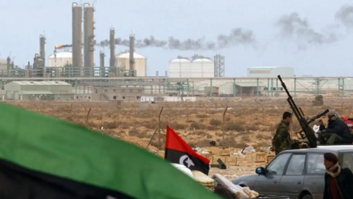 مؤسسة النفط الليبية ترفع حالة القوة القاهرة عن منشآت نفطية