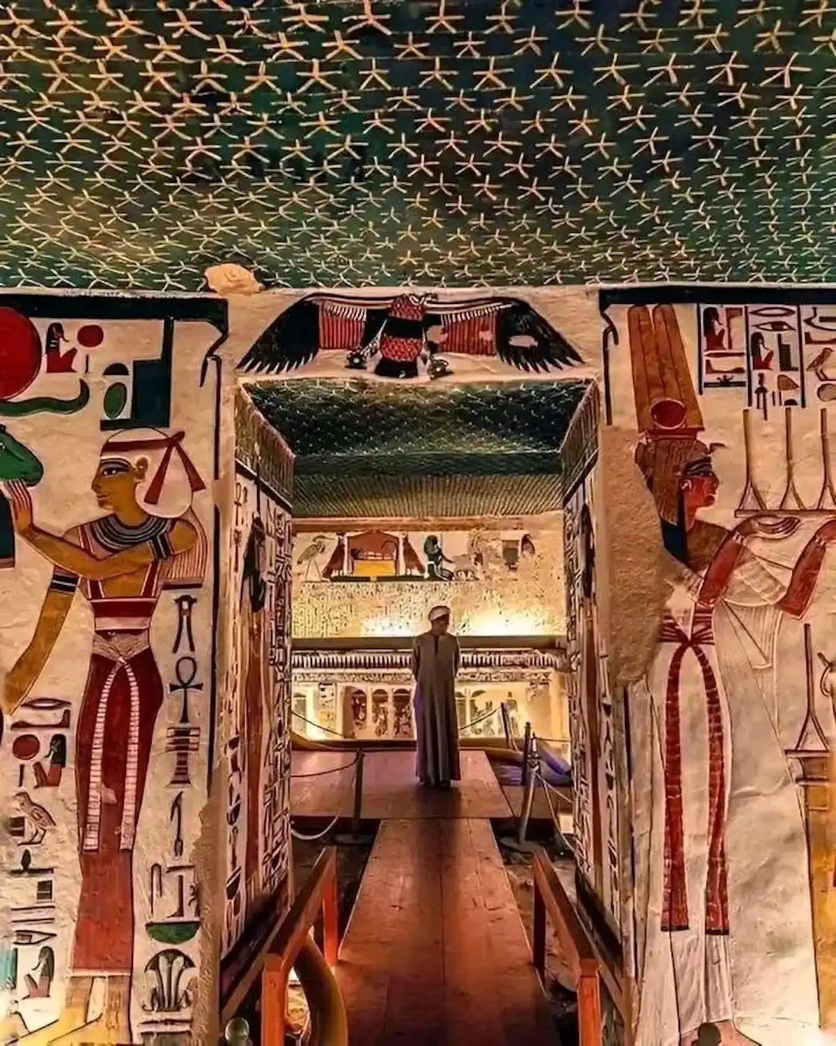 افتتاح مقبرة ملكية نادرة بالأقصر