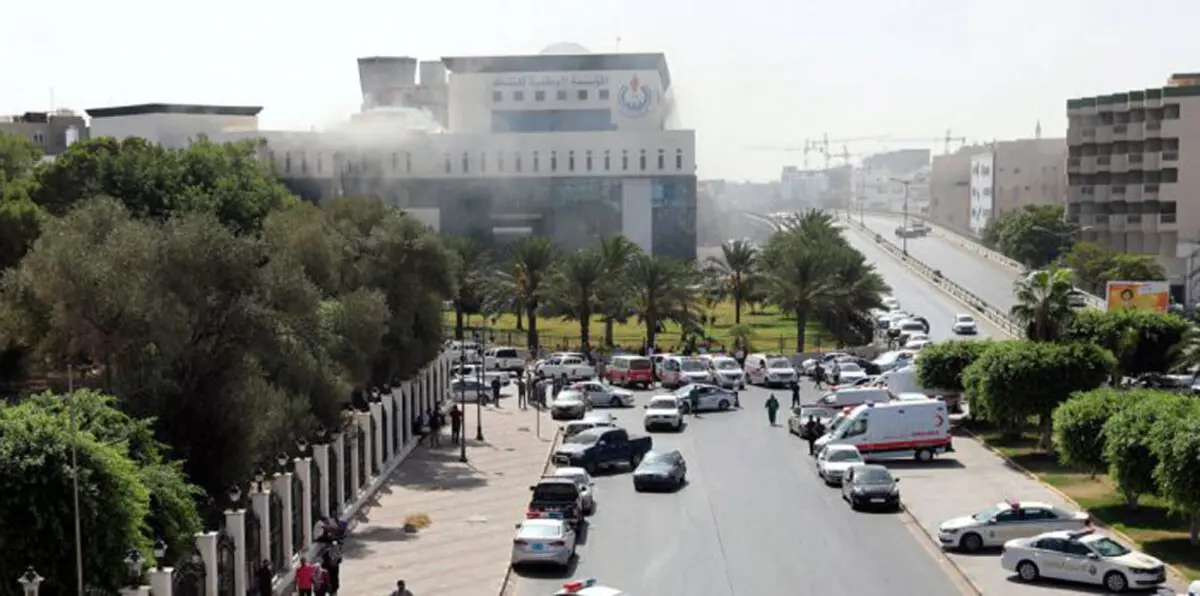 تفاصيل الهجوم على المؤسسة الوطنية للنفط بطرابلس الليبية