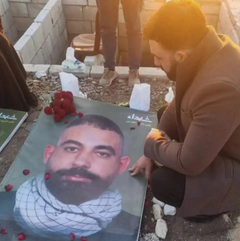 مؤيد لحزب الله