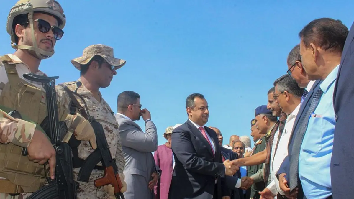 الحكومة اليمنية تعقد أولى اجتماعاتها في عدن وتقرّ موازنة 2022