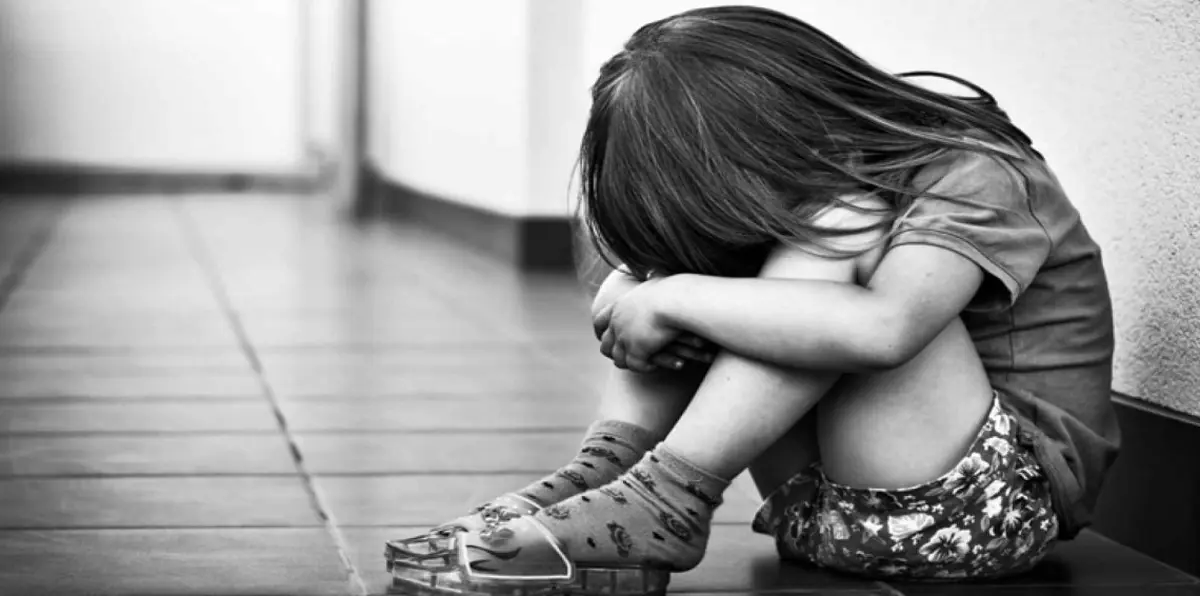 مصرية تروي تفاصيل اغتصاب طفليها على يد "أستاذ المدرسة" (فيديو)