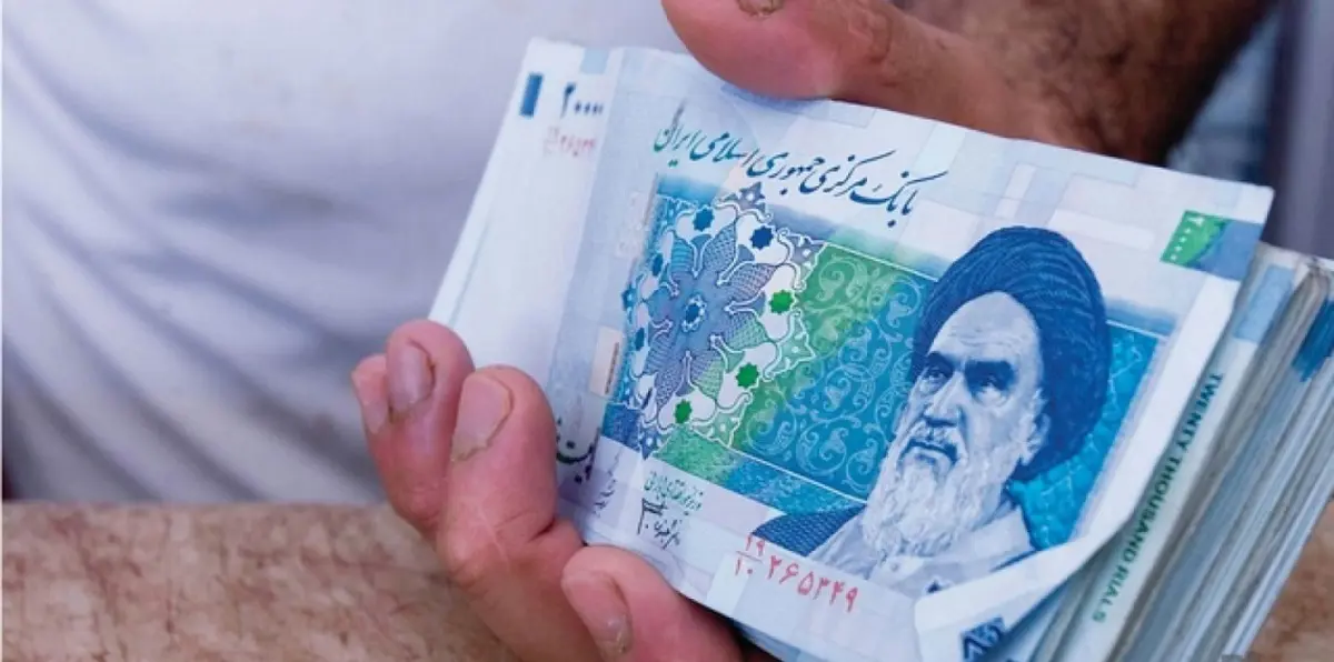 محاولة لاستدراك انهيار العملة.. إيران تطلق حملة ضد "الفساد"