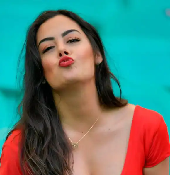 لاريسا ريكيلمي مشجعة باراغواي