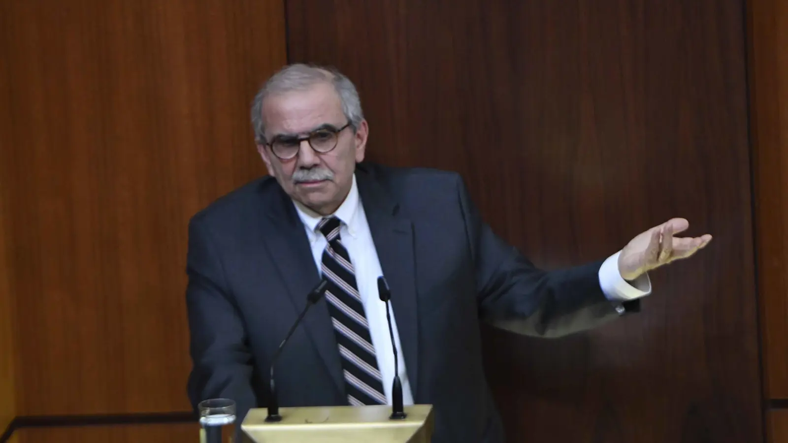 سلام: لبنان نجح في تجنب الانجرار إلى الحرب الإسرائيلية الإيرانية