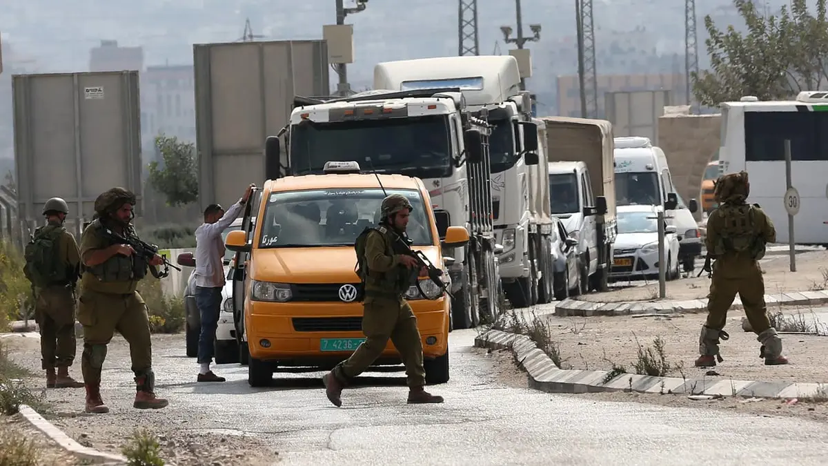 الجيش الإسرائيلي يفرض حصارًا مشددًا على نابلس
