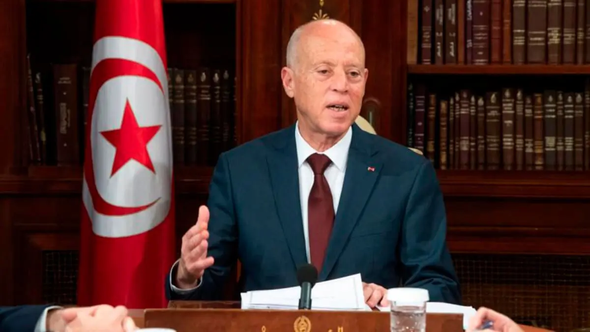 الرئيس التونسي يدعو لحل أزمة الخبز خلال "ساعات"