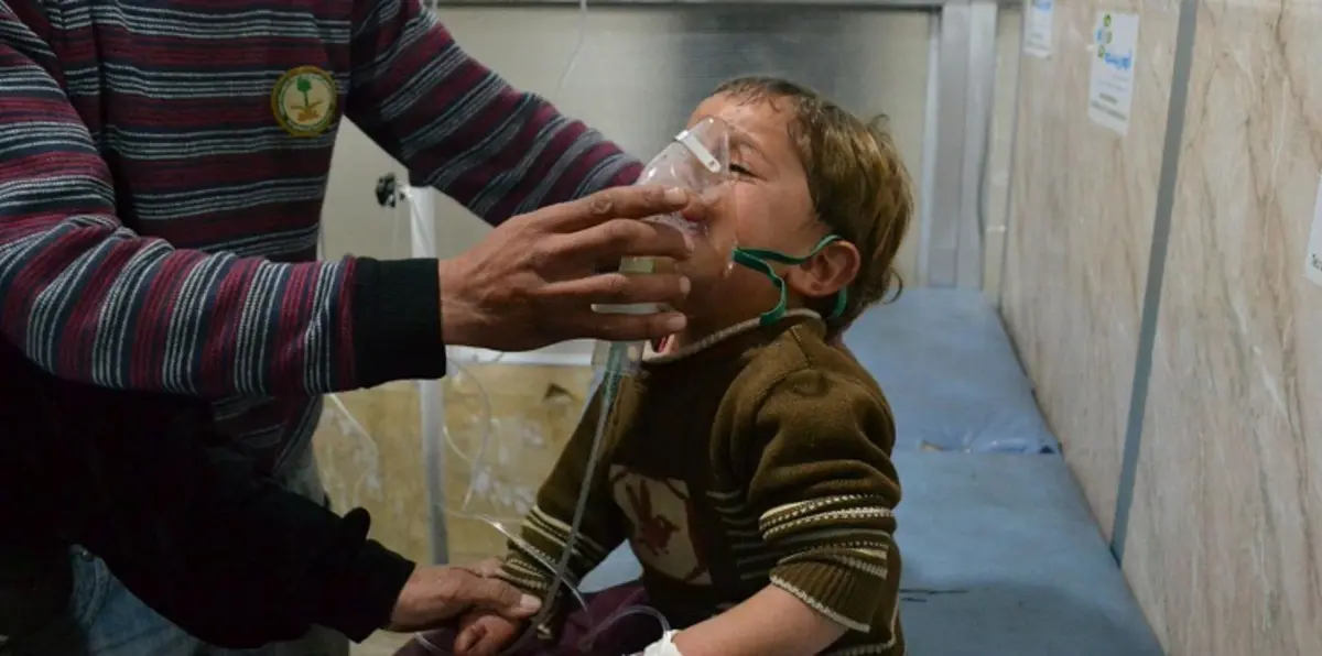إصابة أكثر من مئة شخص بغاز الكلور في أحياء حلب الشرقية