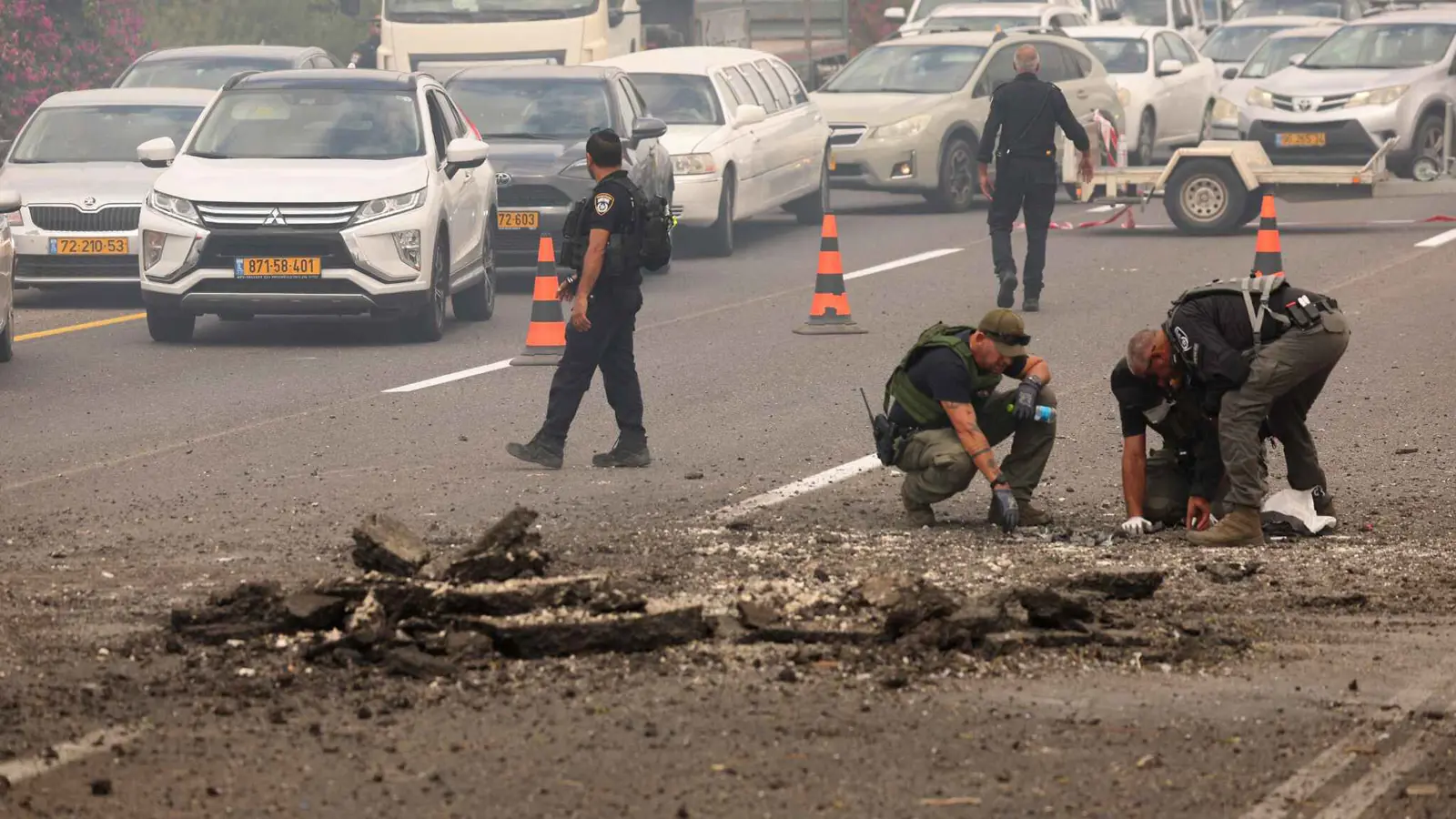 إطلاق 20 صاروخاً من لبنان على "كريات شمونة" شمالي إسرائيل