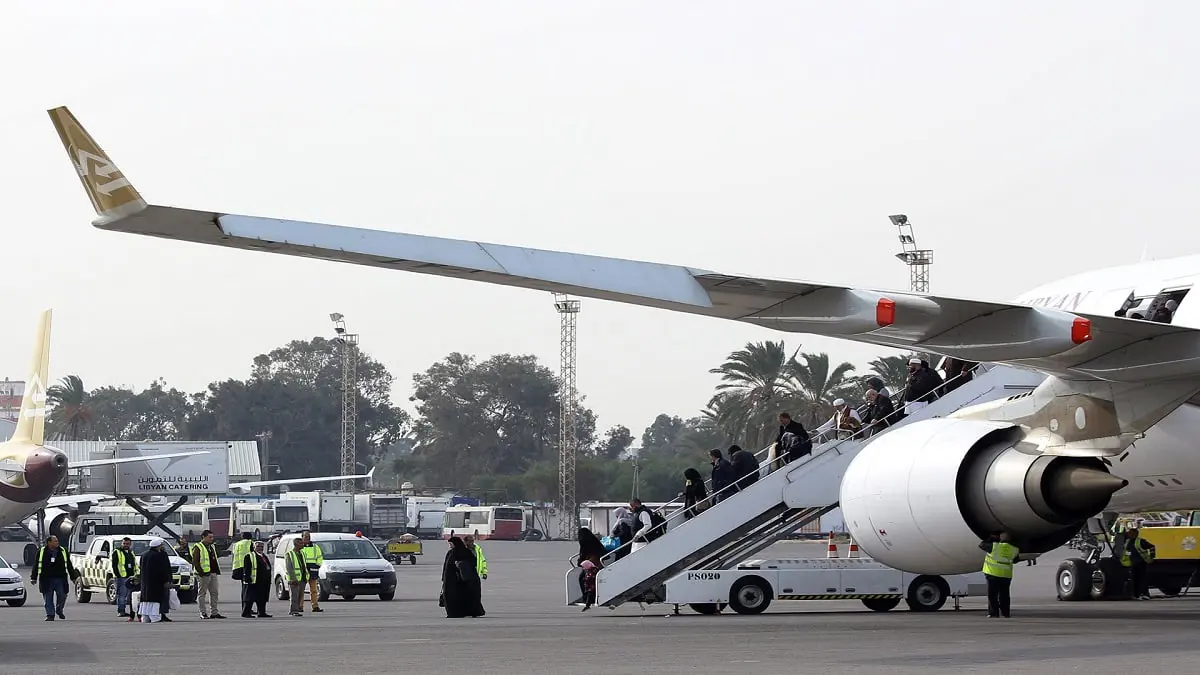 احتجاجا على تأخر الرواتب.. إضراب عن العمل في المطارات الليبية يشل الحركة الجوية
